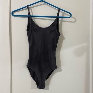 Grey ribbed body suit